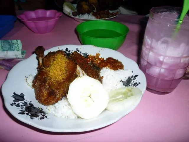 15 Makanan Khas Surabaya Paling Favorit & Terkenal 23 makanan khas surabaya