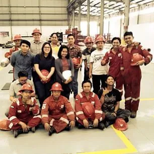 Cowok Oil and Gas Itu Jangan Dipacari. Karena Mereka Cocoknya Jadi Suami.... 8