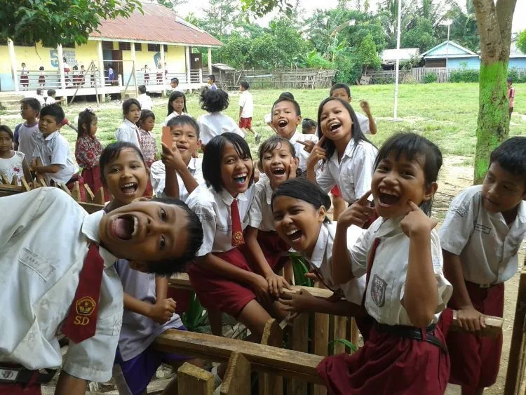 Aku Mengajar Bukan Untuk Uang. Ini Adalah Pekerjaan Membangun Masa Depan 6
