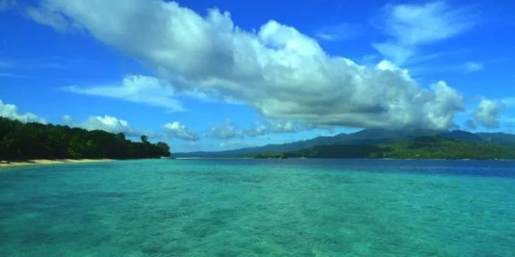 5 Pantai Ambon Manise yang Masih Seindah Surga, Belum Terjamah Jahilnya Tangan Manusia 7