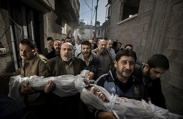 Simpati Manusia Tidak Ada Kuota Maksimalnya. Kamu Tak Harus Memilih Antara Paris Atau Palestina 4