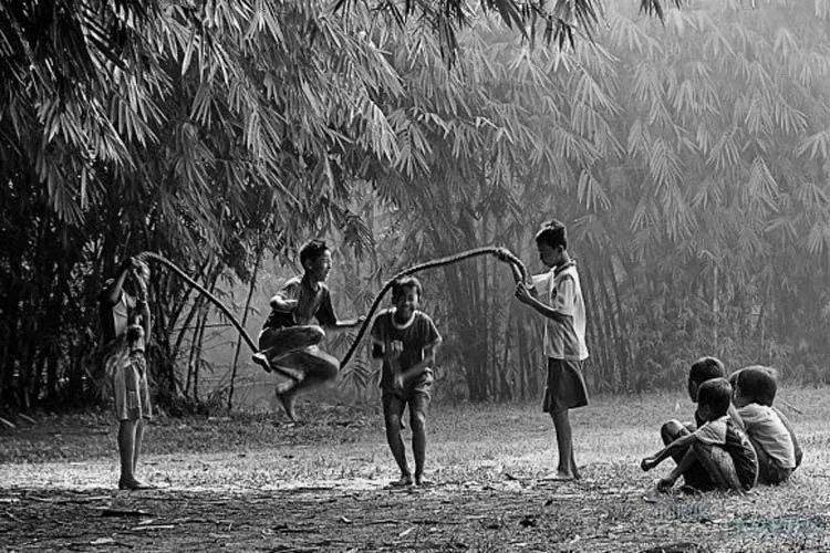 Kenapa Anak 90-an Selalu Ngeributin Indahnya Masa Kecil Mereka? Karena Ada Hal-hal Ini yang Sukses Bikin Nostalgia! 21