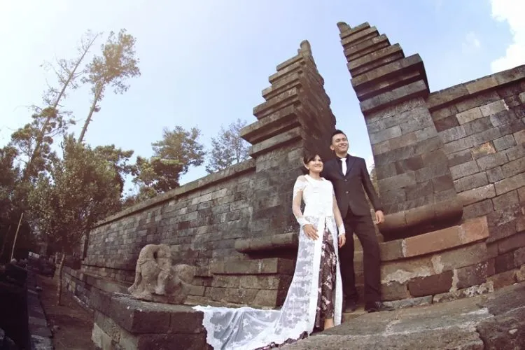 Tanpa Perlu Banyak Biaya, 12 Lokasi Foto di Solo Ini Bakal Bikin Momen Preweddingmu Tak Terlupa 23
