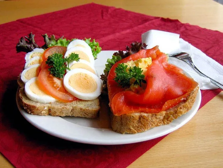 8 Menu Sarapan Penuh Energi Untuk Kamu yang Selalu Sibuk Sepanjang Hari 16