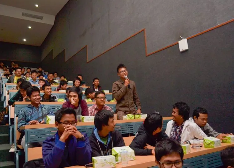Walaupun Sering Jadi Sasaran Bully, 5 Hal Ini Bikin Kita Cinta Bekasi! 10