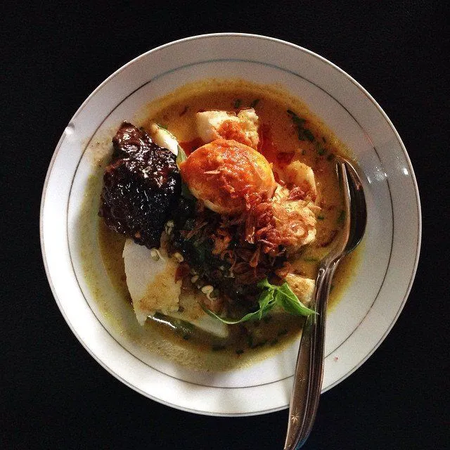 Saat Melancong Ke Jakarta, Sempatkan Mencicipi Kuliner Betawi yang Rasanya Asli Juara! 23