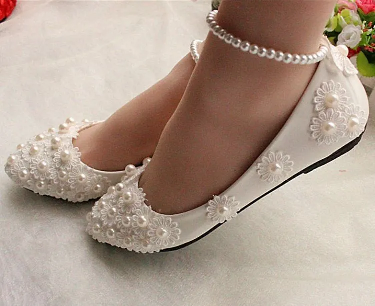 Wedding Shoes Nggak Harus Menyiksa Kaki, 7 Wedding Shoes Ini Bisa Bikin Kamu Tetap Nyaman di Pesta 9