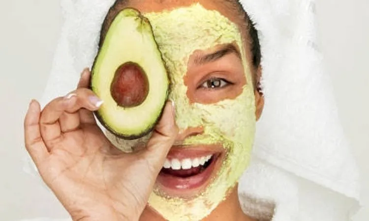 8 Resep Masker DIY yang Bisa Bikin Wajahmu Tambah Kece 14