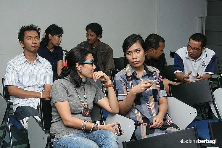 Untukmu, Semua Orang Indonesia yang Gak Jelas Aslinya Mana... 10