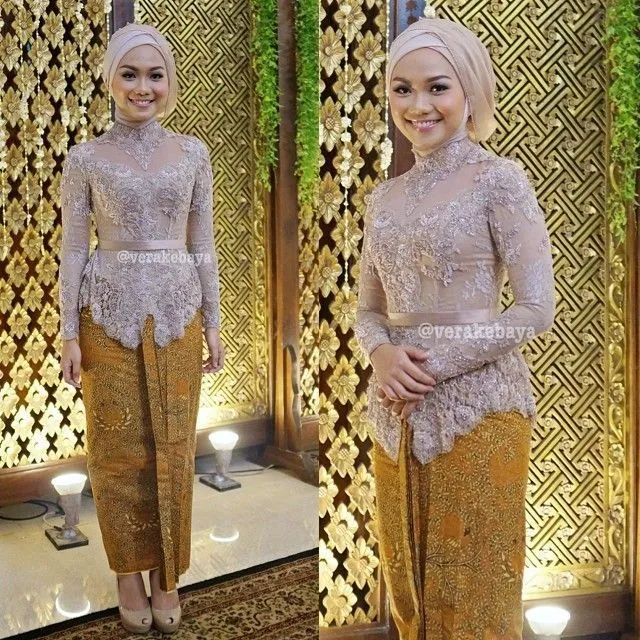 9 Ide Kebaya yang Akan Mempercantikmu di Hari Lamaran Nanti 17