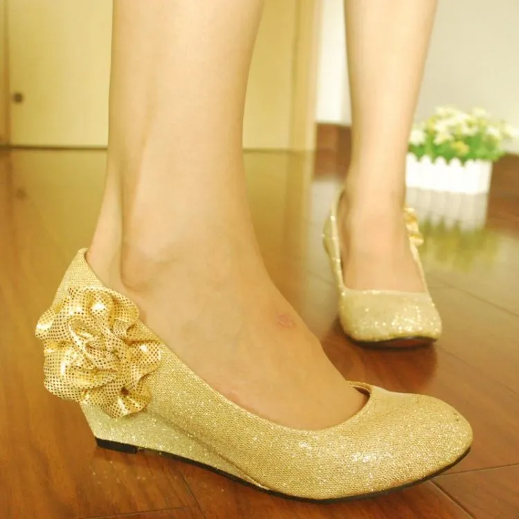Wedding Shoes Nggak Harus Menyiksa Kaki, 7 Wedding Shoes Ini Bisa Bikin Kamu Tetap Nyaman di Pesta 14