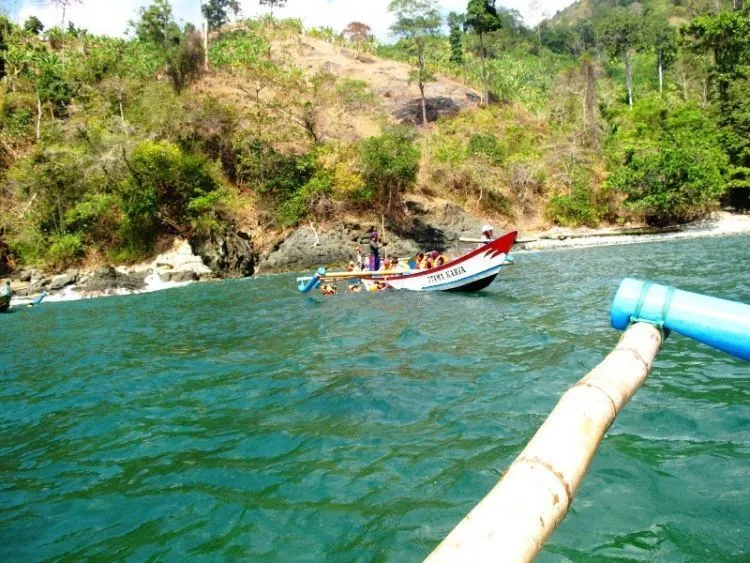 Daftar Teluk di Pulau Jawa yang Keren & Mempesona 14