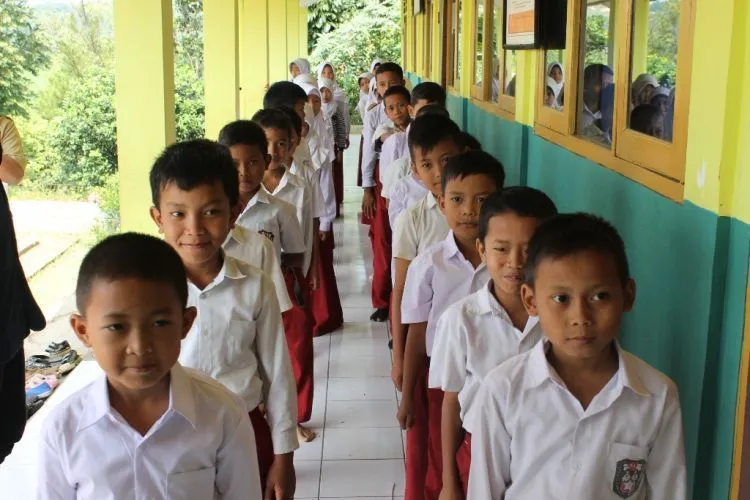 7 Benda Sederhana Nan Polos ini, Pernah Bikin Masa Kecil Kita Berarti! 14