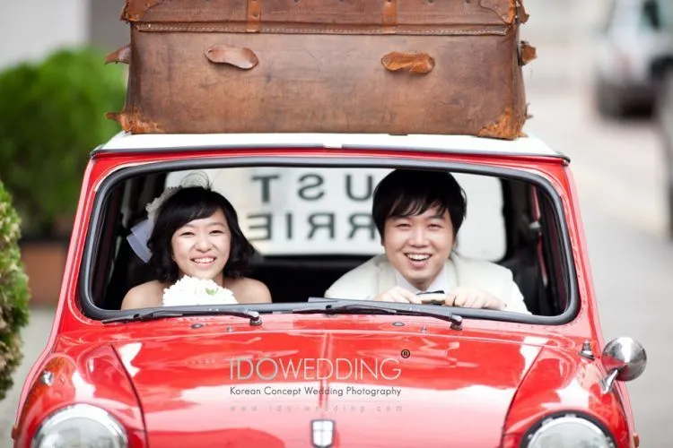 Mau Foto Prewedding yang Unik dan Penuh Kenangan? 12 Cara Ini Bisa Kamu Lakukan 13
