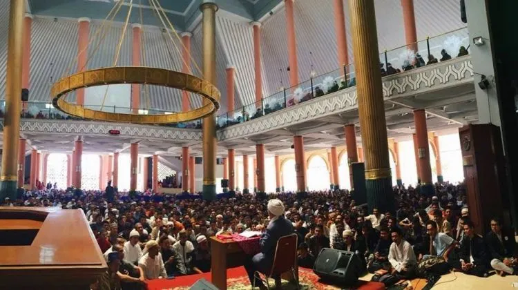 Cerita Dari Saya -- Gadis Muslim yang Seumur Hidup Ikut Merayakan Natal 6