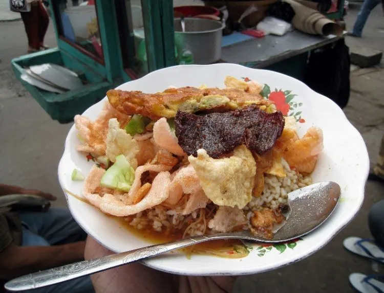 Saat Melancong Ke Jakarta, Sempatkan Mencicipi Kuliner Betawi yang Rasanya Asli Juara! 22