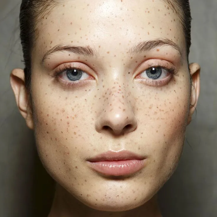 Mau Lebih Cantik di 2016? 7 Gaya Make Up Ini Bisa Jadi Andalan! 9