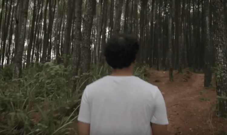 Prediksi Kisah Rangga dan Cinta di AADC 2 Dari Mengulik Puisi Rangga 9