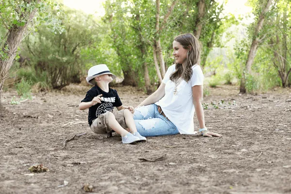 Bapak dan Ibu Memang Beda: 5 Cara Lucu Ini Mengingatkan Ke Masa Kecil Kita 9