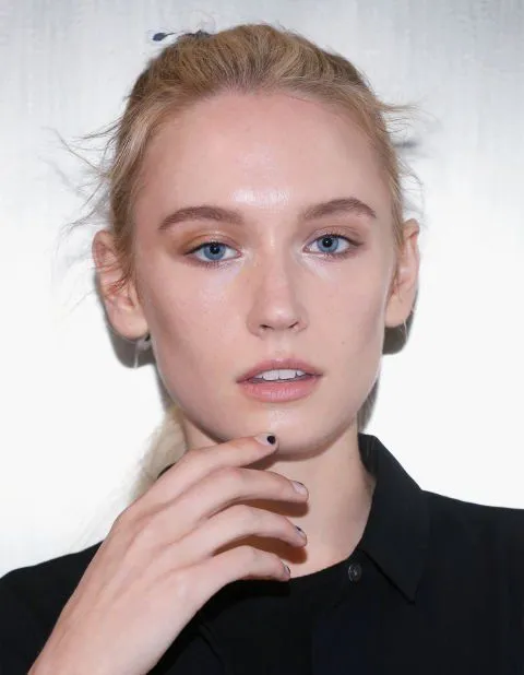 Mau Lebih Cantik di 2016? 7 Gaya Make Up Ini Bisa Jadi Andalan! 11