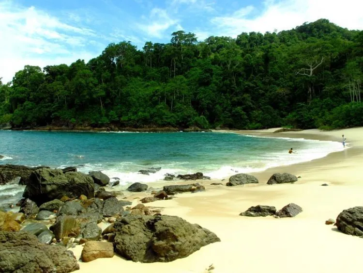 Daftar Teluk di Pulau Jawa yang Keren & Mempesona 10