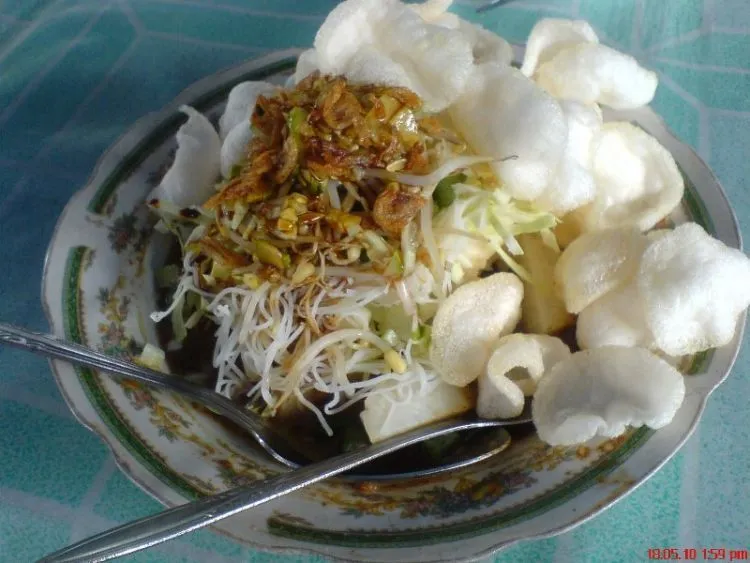 Saat Melancong Ke Jakarta, Sempatkan Mencicipi Kuliner Betawi yang Rasanya Asli Juara! 21