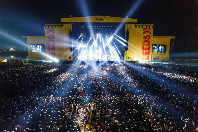 Catat Nama 13 Festival Musik Ini, Buat Destinasi Traveling Serumu Tahun 2016 Nanti! 18