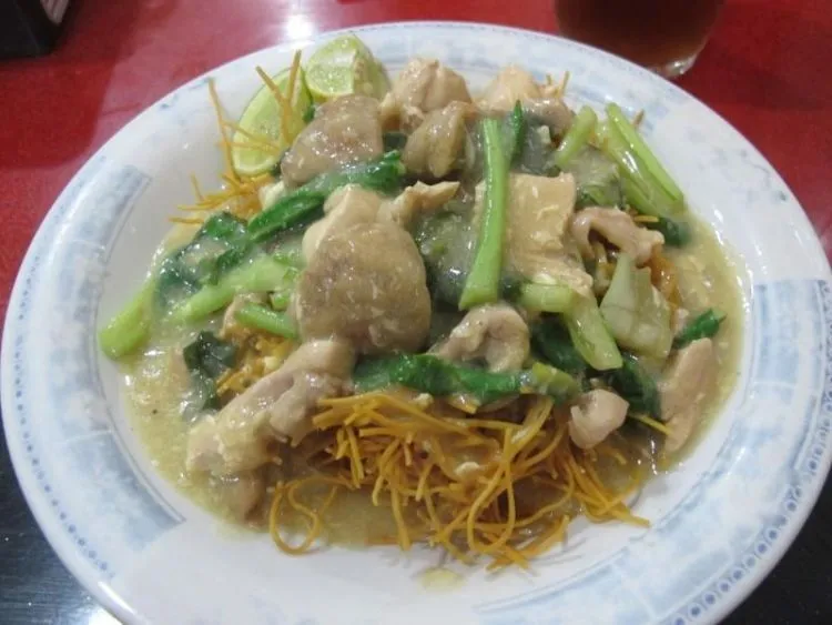 Ragam Kuliner Makassar, Nikmatnya Bikin Nagih! 16