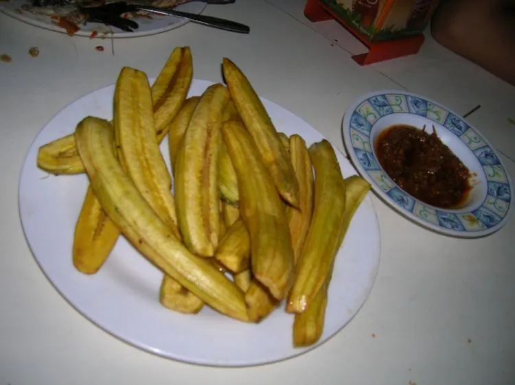 Nggak Cuma Gadis-gadisnya yang Cantik, Kuliner Manado Juga Terkenal Ciamik! 25