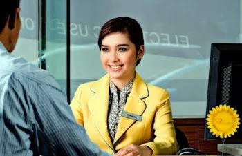 Curhatan Para Cewek Frontliner Bank. Mulai Dari Jadi Pintar Dandan Hingga Diomelin Nasabah 22