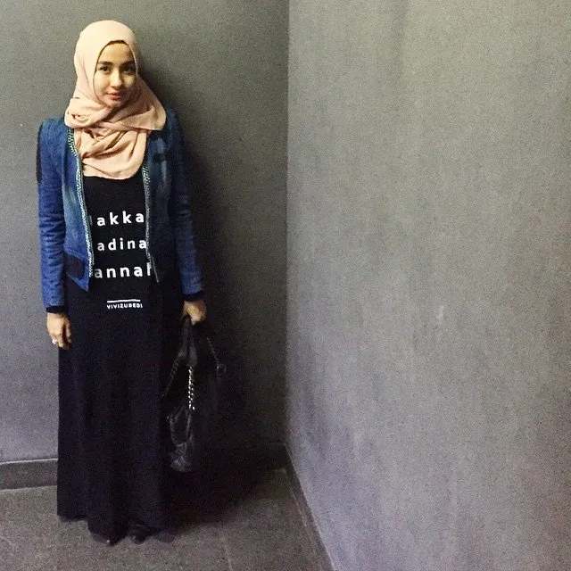 10 Inspirasi dari Laudya Cintya Bella Buat Cewek Berjilbab yang Mau Tampil Sederhana Tapi Anggun 17
