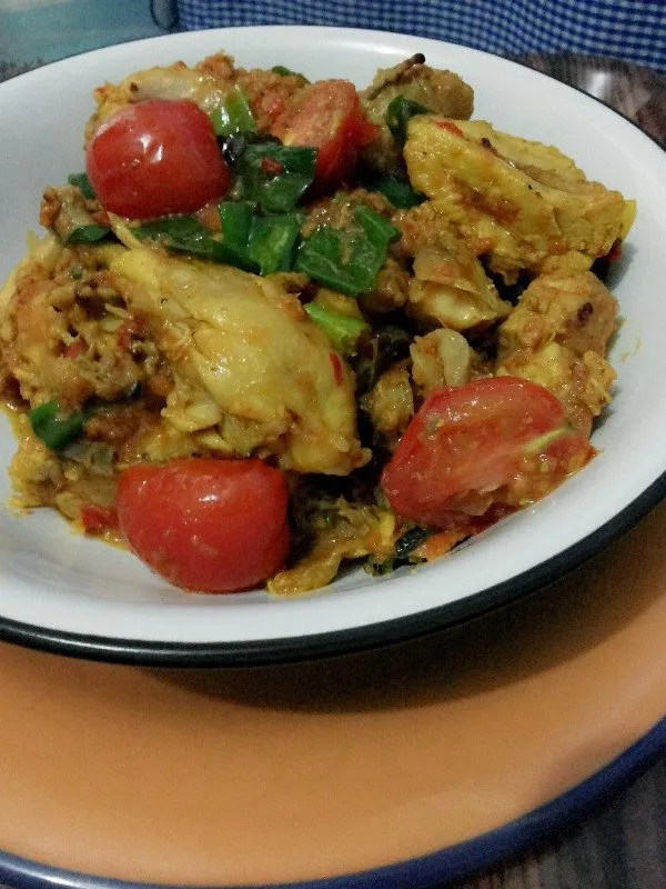 Nggak Cuma Gadis-gadisnya yang Cantik, Kuliner Manado Juga Terkenal Ciamik! 19