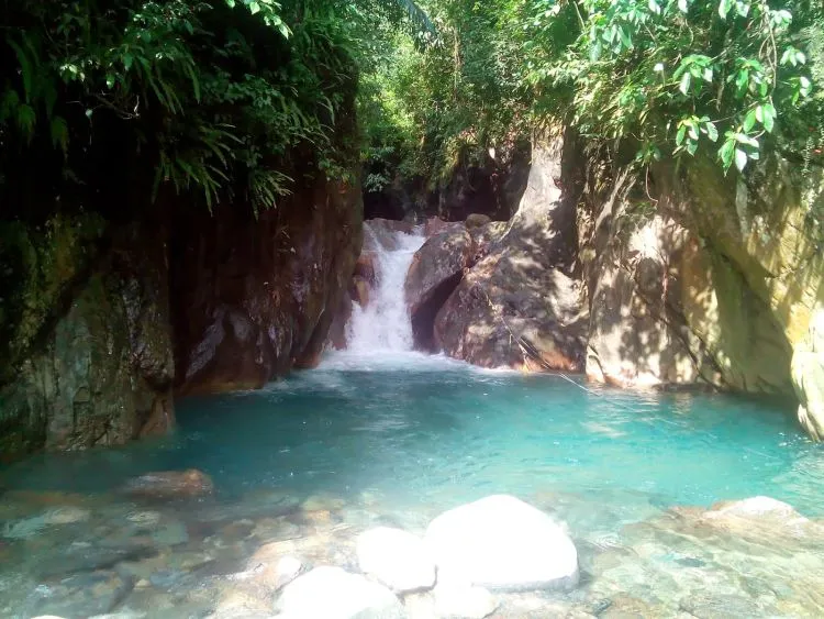 Daftar Air Terjun atau Curug di Jawa Barat yang Indah 20 Air Terjun atau Curug di Jawa Barat