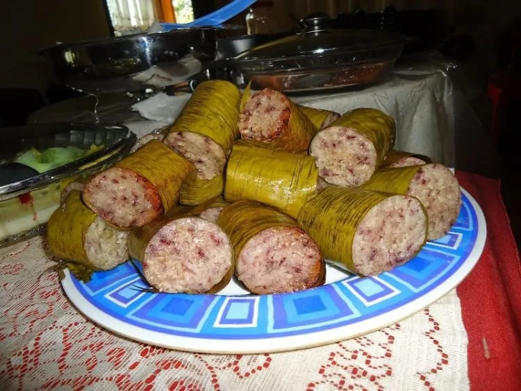 Nggak Cuma Gadis-gadisnya yang Cantik, Kuliner Manado Juga Terkenal Ciamik! 17