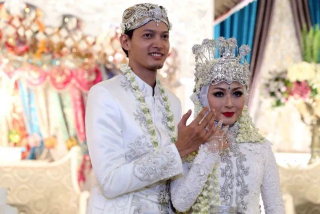 8 Fakta Soal Proses Ta'Aruf Fedi Nuril dan Vanny Widyasasti. Sweet dan Adem di Hati 10