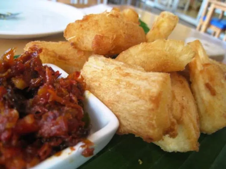 Nggak Cuma Gadis-gadisnya yang Cantik, Kuliner Manado Juga Terkenal Ciamik! 24