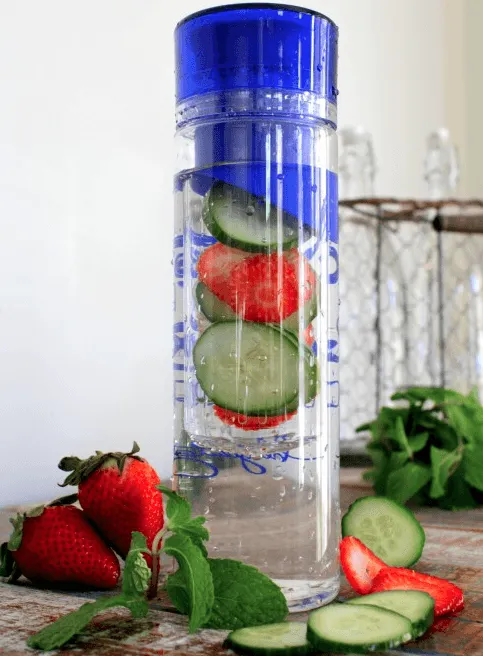 Dengan 8 Resep Infused Water Ini, Langsing Nggak Cuma Jadi Mimpi! 9