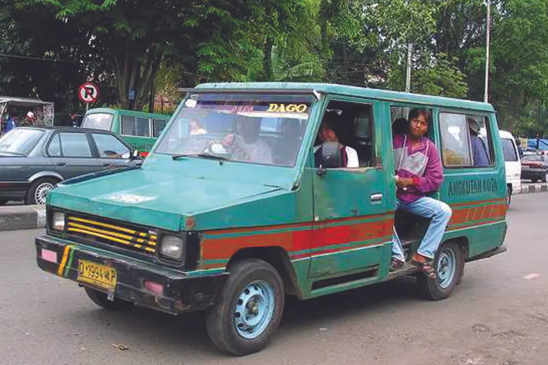 Demo Minta Jodoh dan 6 Hal Lain yang Bikin Bandung Jadi Kota Ramah Jomblo 11