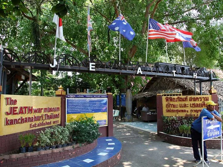 Daftar Tempat Wisata di Thailand yang Paling Favorit 19