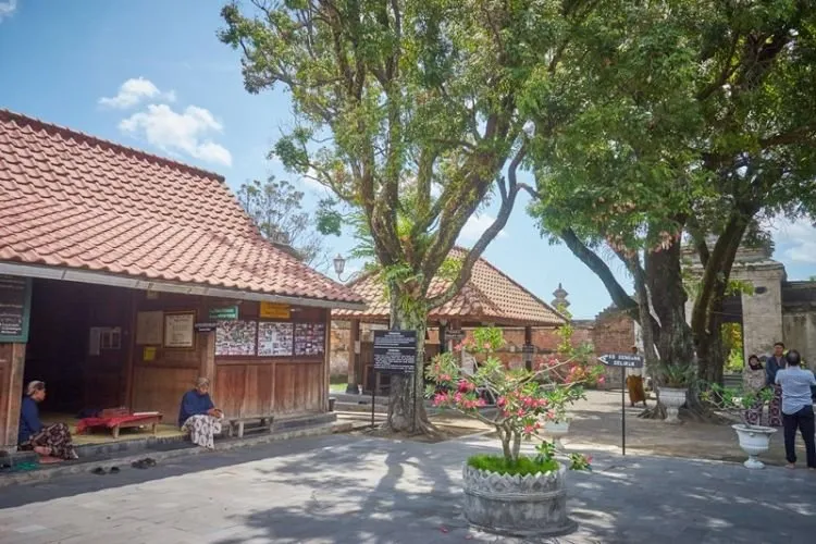 Setelah Kamu Nge-trip ke 6 Tempat Nggak Biasa Ini, Kamu Akan Sadar Betapa Istimewanya Jogja! 11