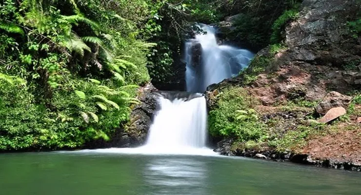 Daftar Air Terjun atau Curug di Jawa Barat yang Indah 15