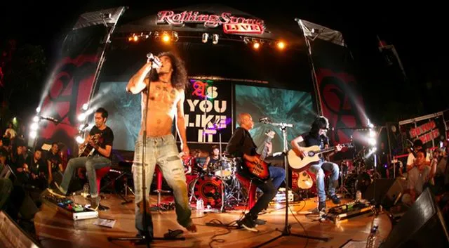 12 Alasan Kenapa Slank Adalah Band Rock Indonesia Yang Bikin Bangga dan Layak Dipuja 18