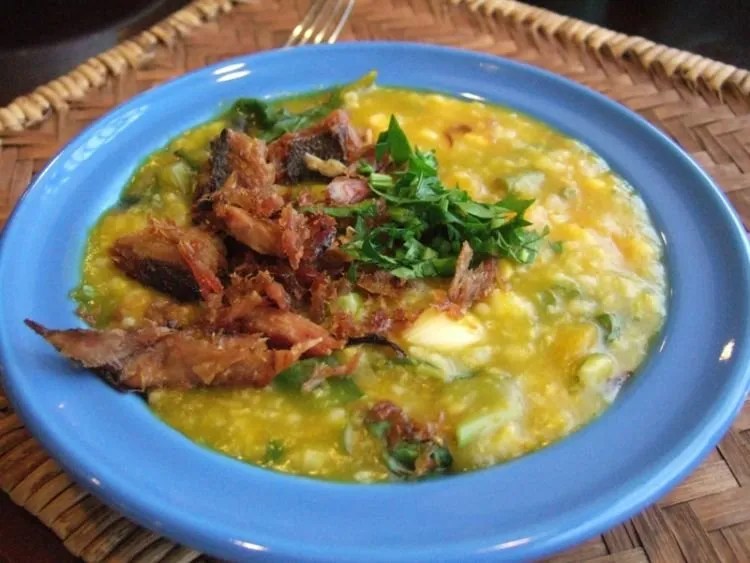 Nggak Cuma Gadis-gadisnya yang Cantik, Kuliner Manado Juga Terkenal Ciamik! 15