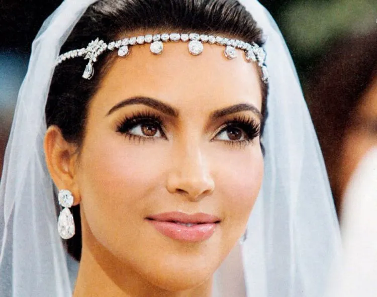 9 Hal yang Menjelaskan: Kenapa Cewek Sering Pengen Ikutan Nikah Tiap Habis ke Kondangan? 12