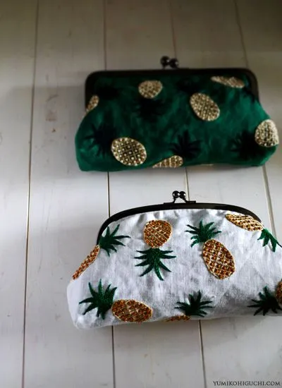 Nggak Cuma Seger Dipandang Mata, 16 Motif Buah di Baju Ini Bikin Kamu Pengen Segera Memakainya 23