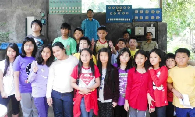 Masih Ingat Study Tour Zaman Sekolah Dulu? Inilah 11 Hal yang Pasti Bikin Kamu Rindu! 16