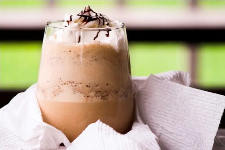 10 Resep Milkshake Nikmat Racikan Sendiri yang Dijamin Bikin Kafemu Ramai Pembeli! 16