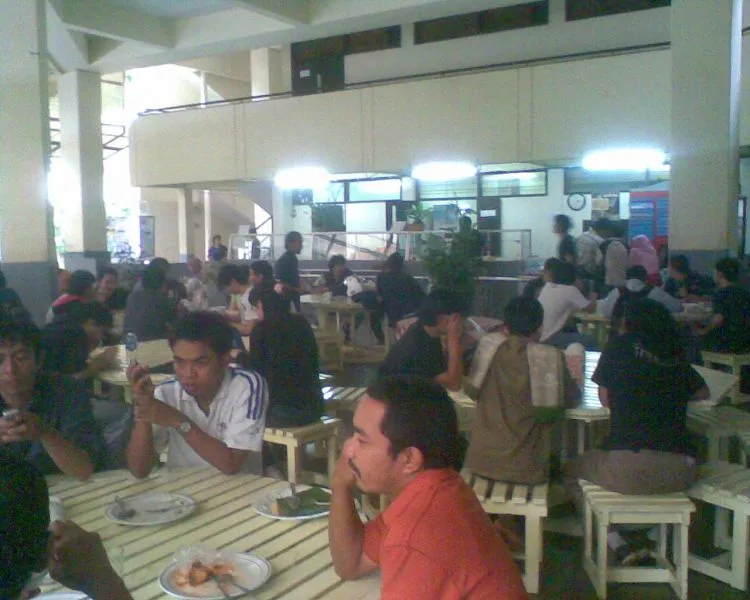 26 Suka-Duka yang Paling Sering Kamu Rasa Sebagai Mahasiswa ITB. Anak ITB Sejati, Pasti Ngerti! 50