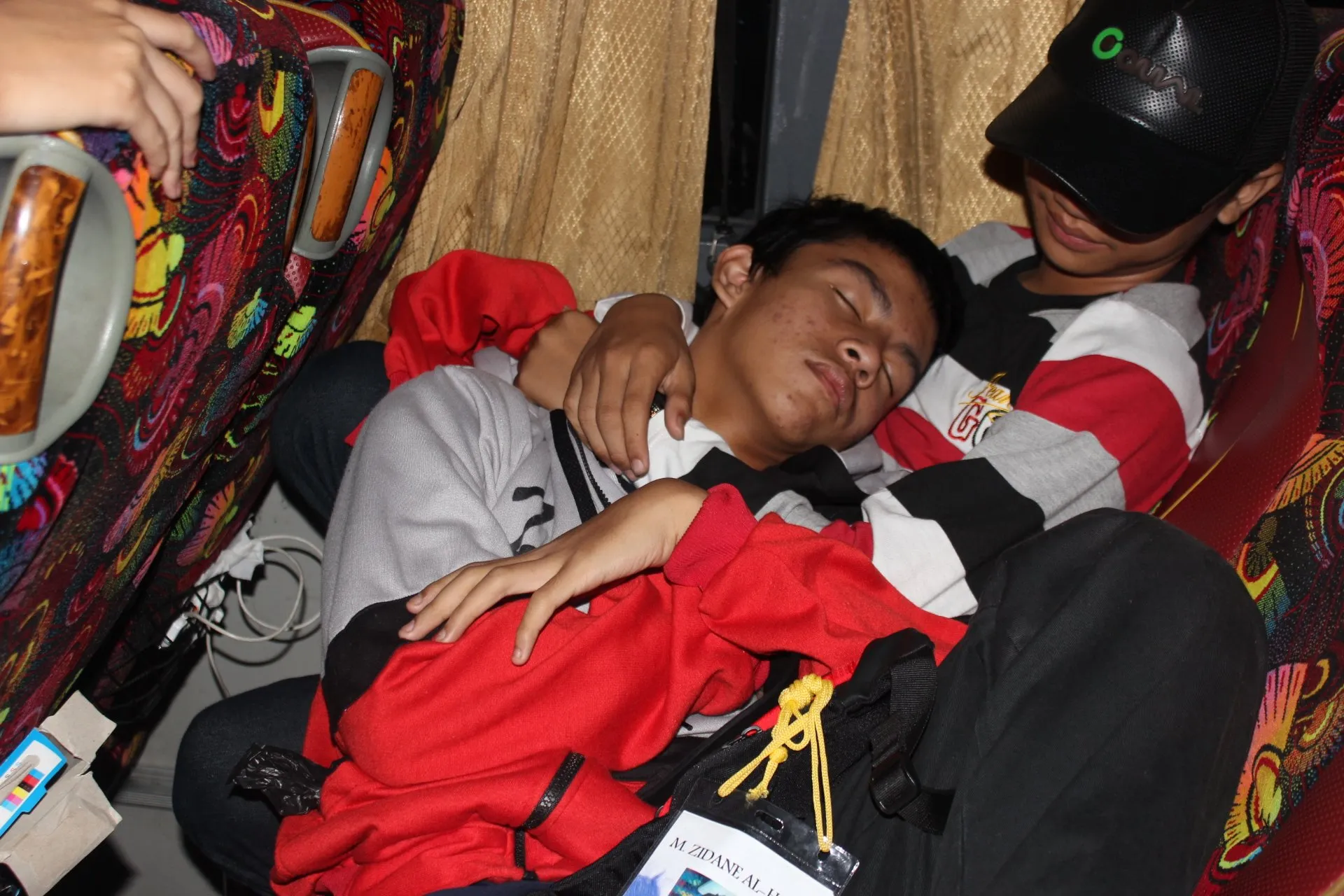 Masih Ingat Study Tour Zaman Sekolah Dulu? Inilah 11 Hal yang Pasti Bikin Kamu Rindu! 28