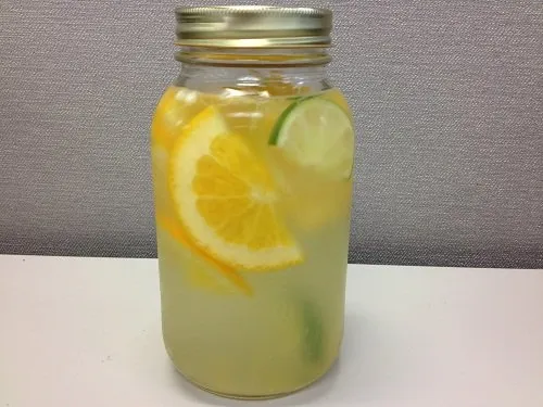 Dengan 8 Resep Infused Water Ini, Langsing Nggak Cuma Jadi Mimpi! 12